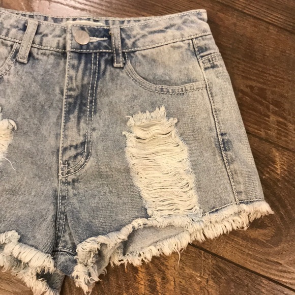 Almost Famous Pants - Distressed Light Washed High Waist Denim Shorts